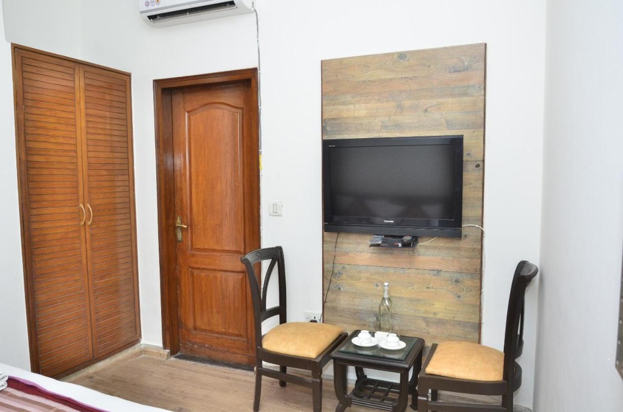 Ddr Hotel Residency คูร์เคาน์ ภายนอก รูปภาพ